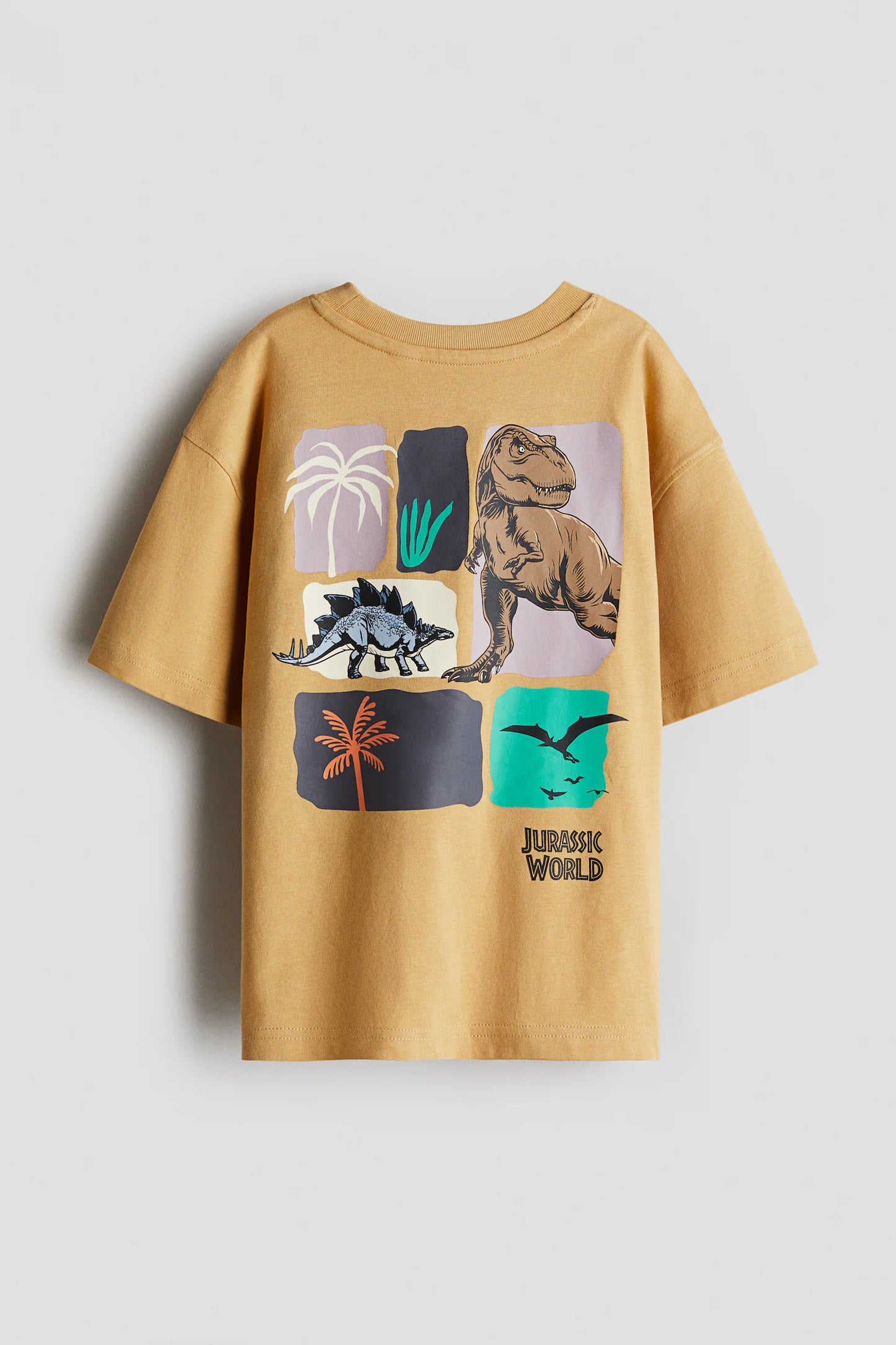 Camiseta Jurassic World cafe