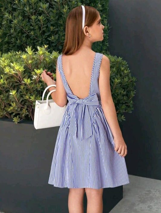VESTIDO AZUL RAYADO ESCOTE ESPALDA