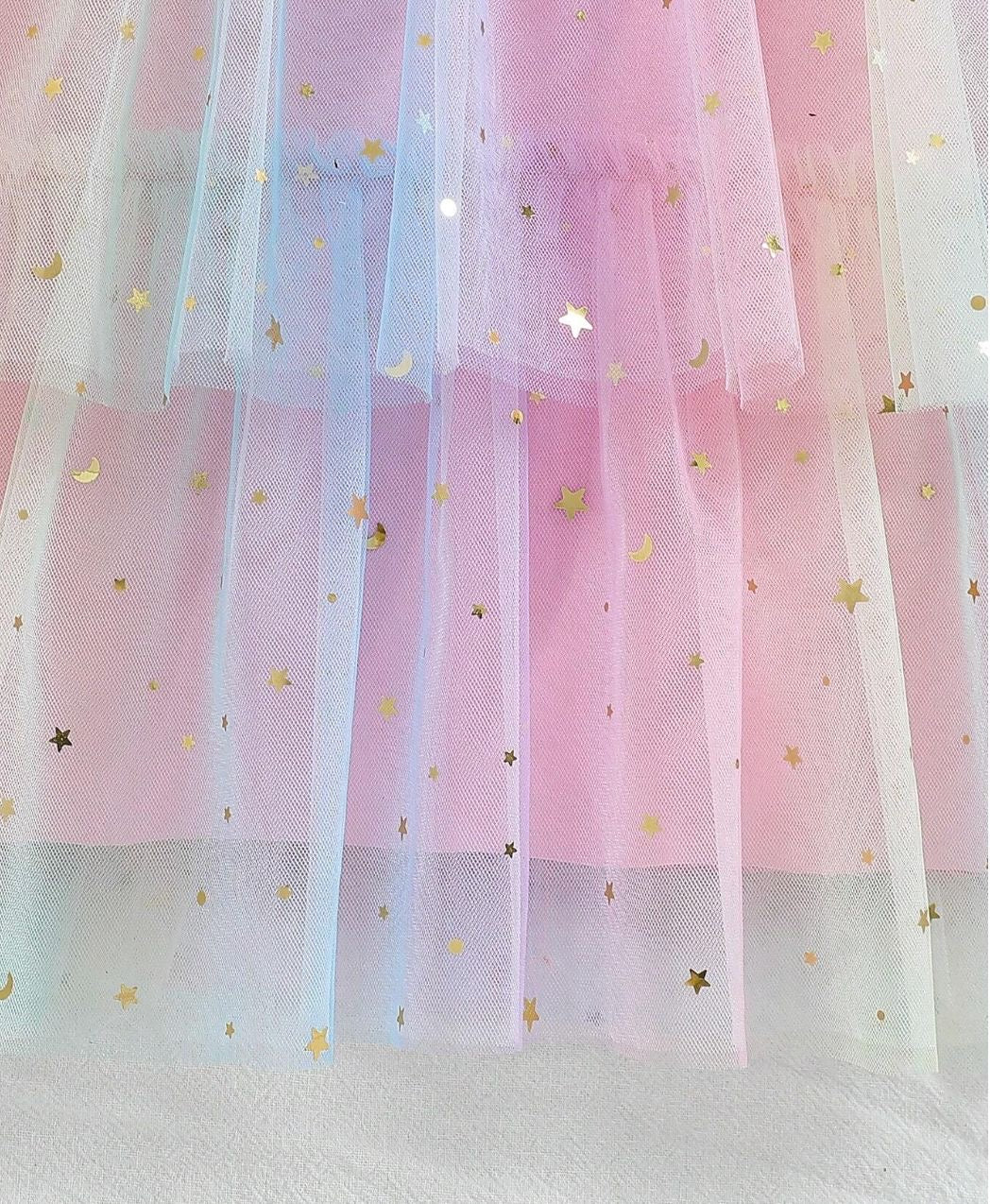 VESTIDO ARCOÍRIS TUL ESTRELLITAS