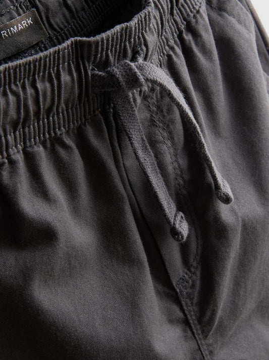 Short Gris Oscuro Amarre Cintura