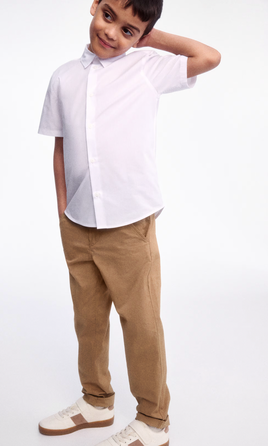 PANTALON CAQUI DE NIÑO RELAXED FIT