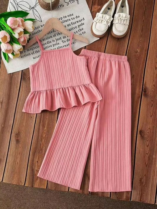 CONJUNTO ROSA DE TEJIDO PEQUEÑO