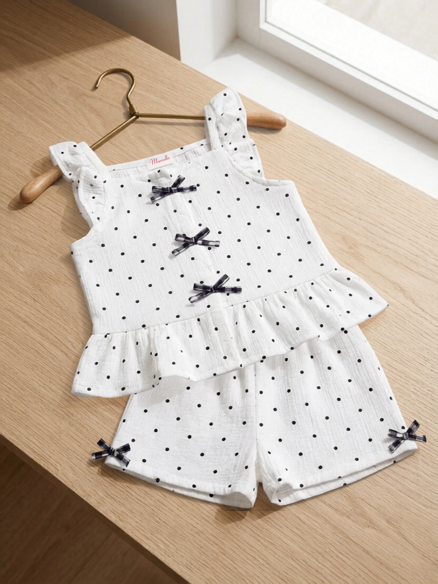 CONJUNTO ESTAMPADO LUNARES