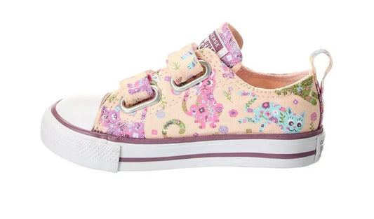 Converse Rosados con Gatitos