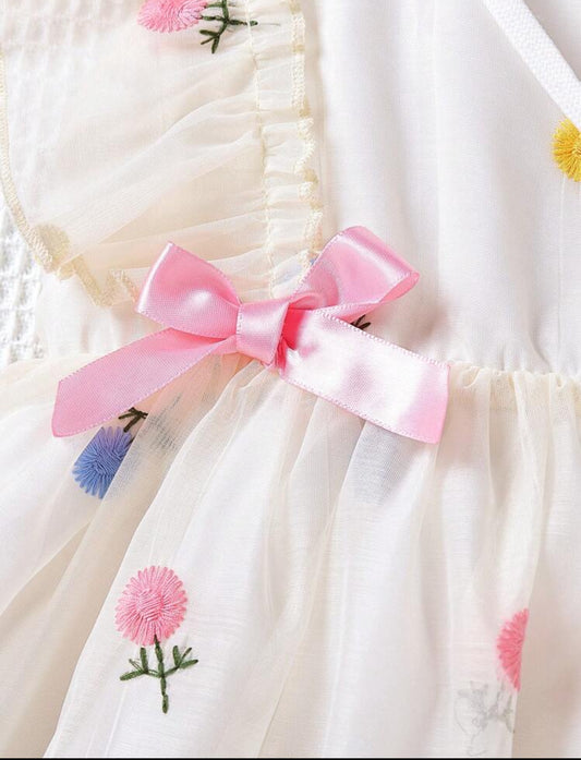 Vestido flores con carterita blanco