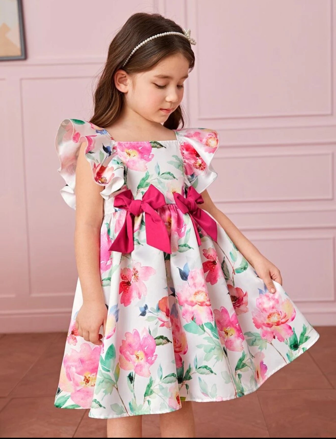 Vestido flores con chongos en la cintura