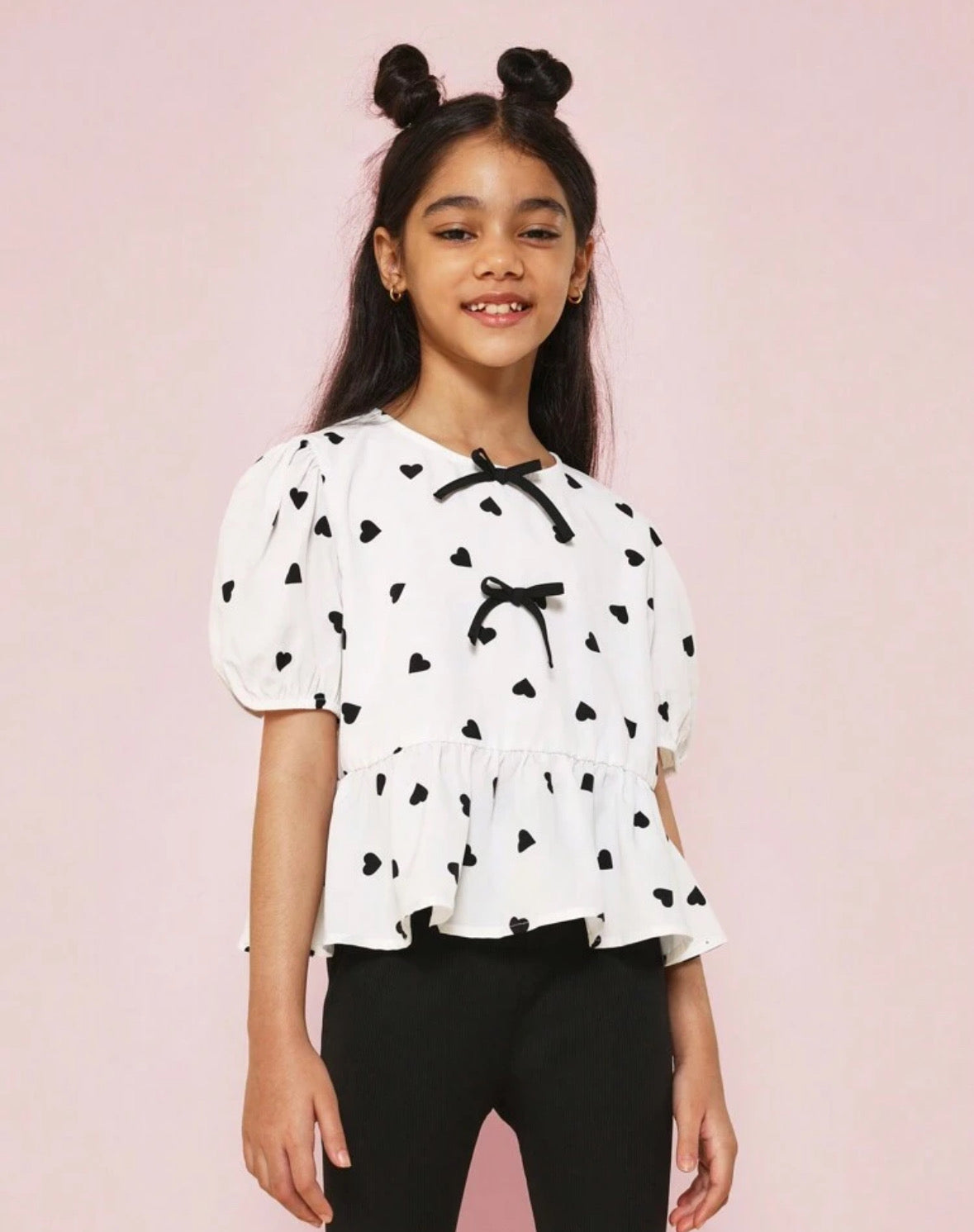 Conjunto Niña Corazones blanco y negro