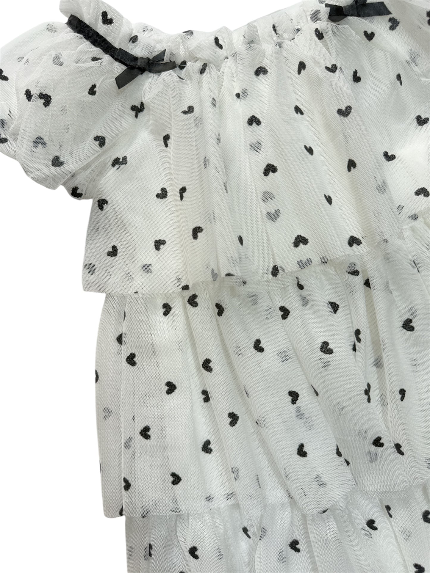 VESTIDO CAPAS TUL BLANCO CON CORAZONES NEGROS