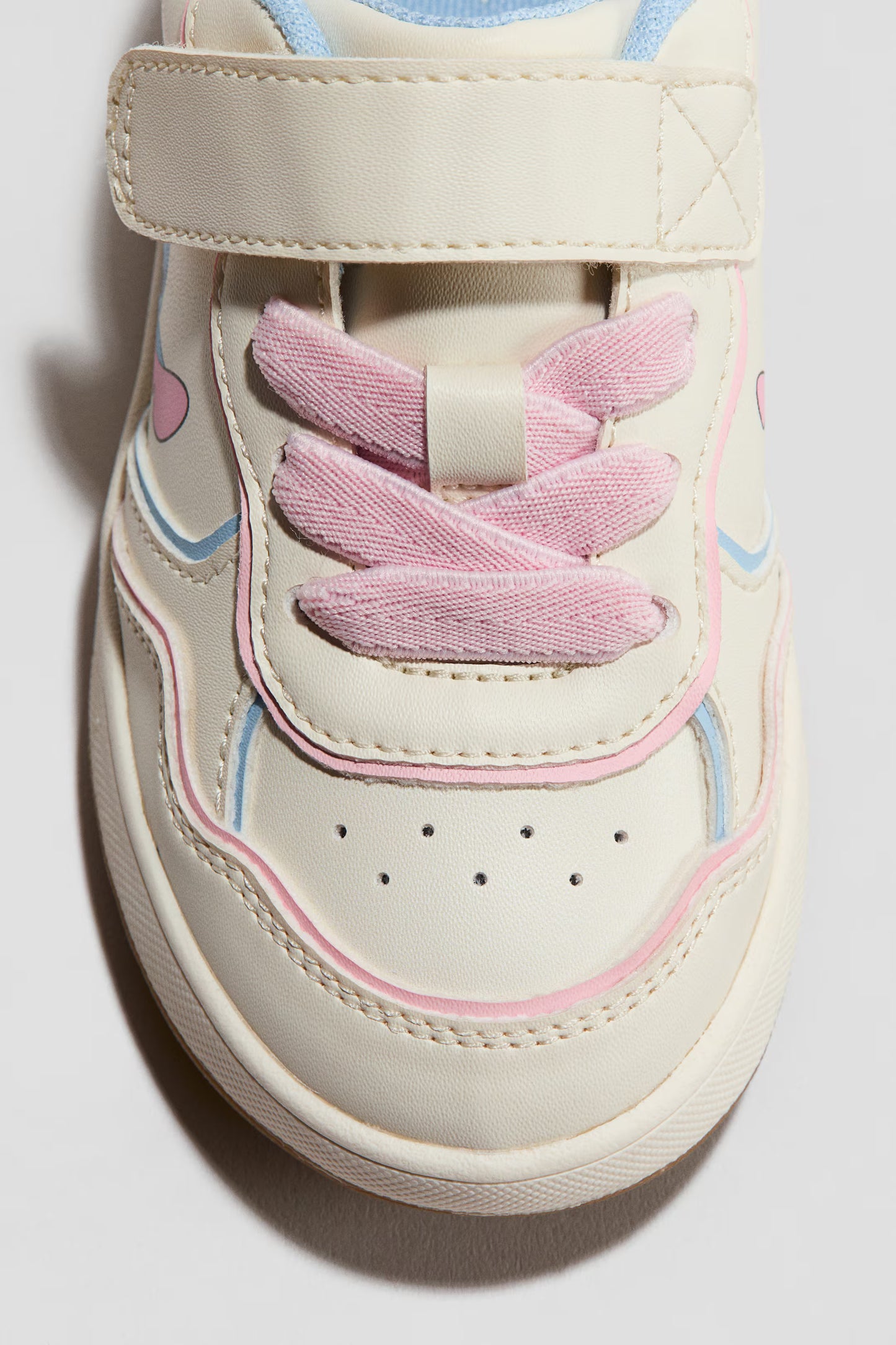 TENIS STITCH HM