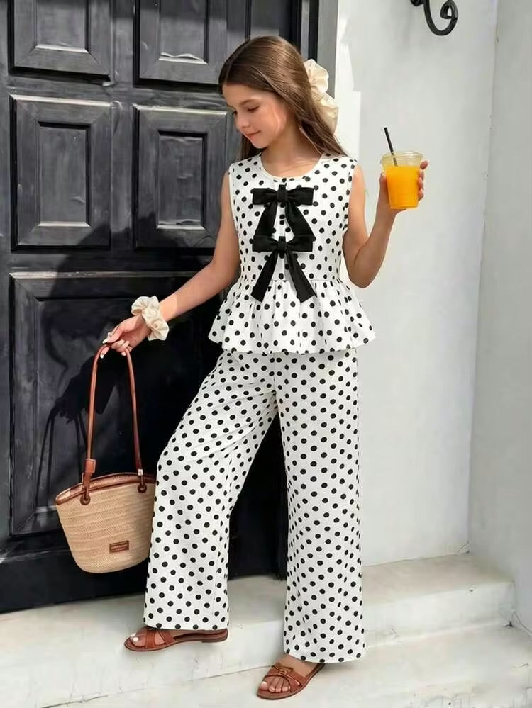 CONJUNTO BLANCO Y NEGRO ESTAMPADO CASUAL