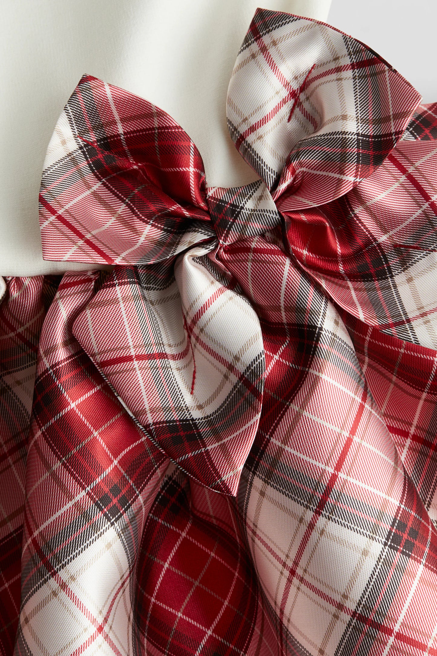 Vestido a Cuadros con Chongo en la cintura