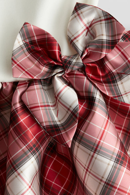 Vestido a Cuadros con Chongo en la cintura