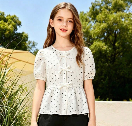 Blusa puntitos negros