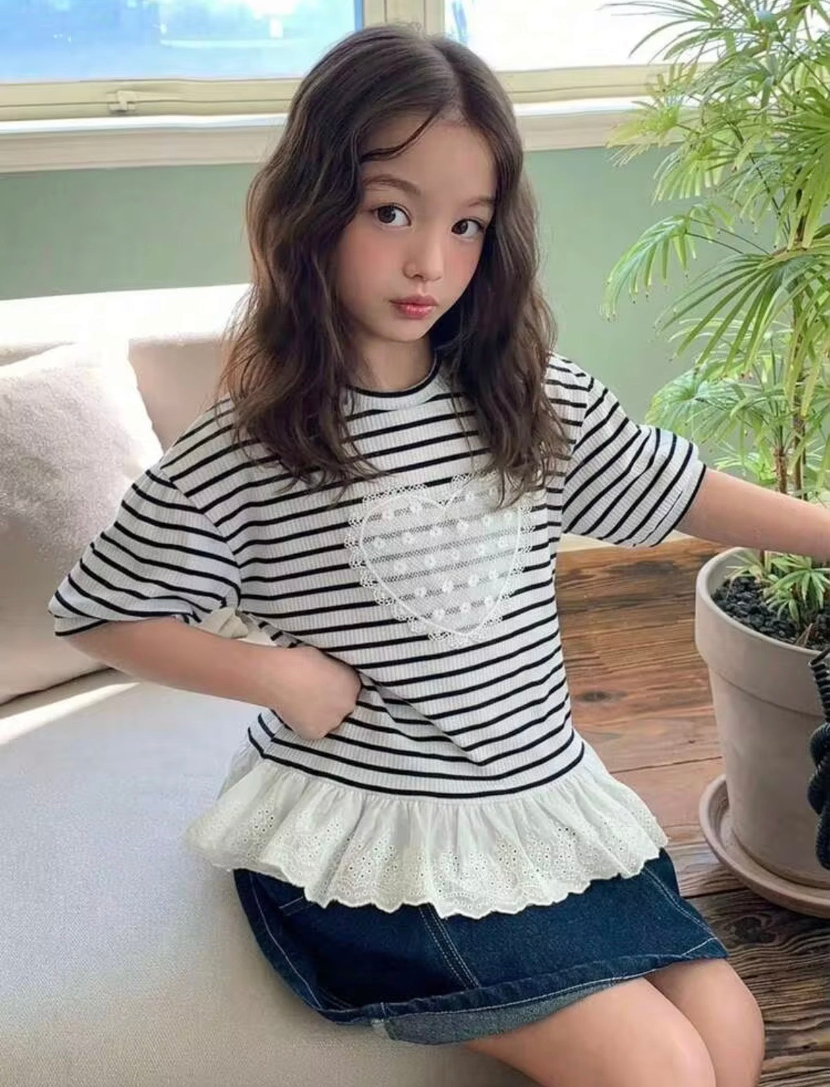 CAMISA RAYADA BLANCO Y NEGRO