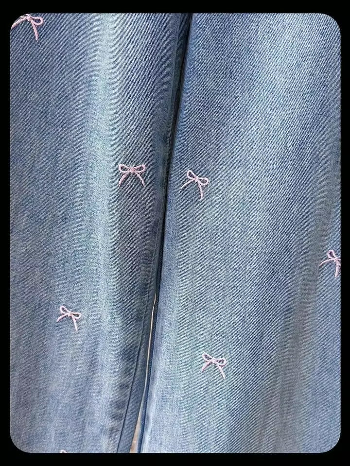 JEAN ELÁSTICO CINTURA CHONGOS ROSA DOBLE BOTÓN