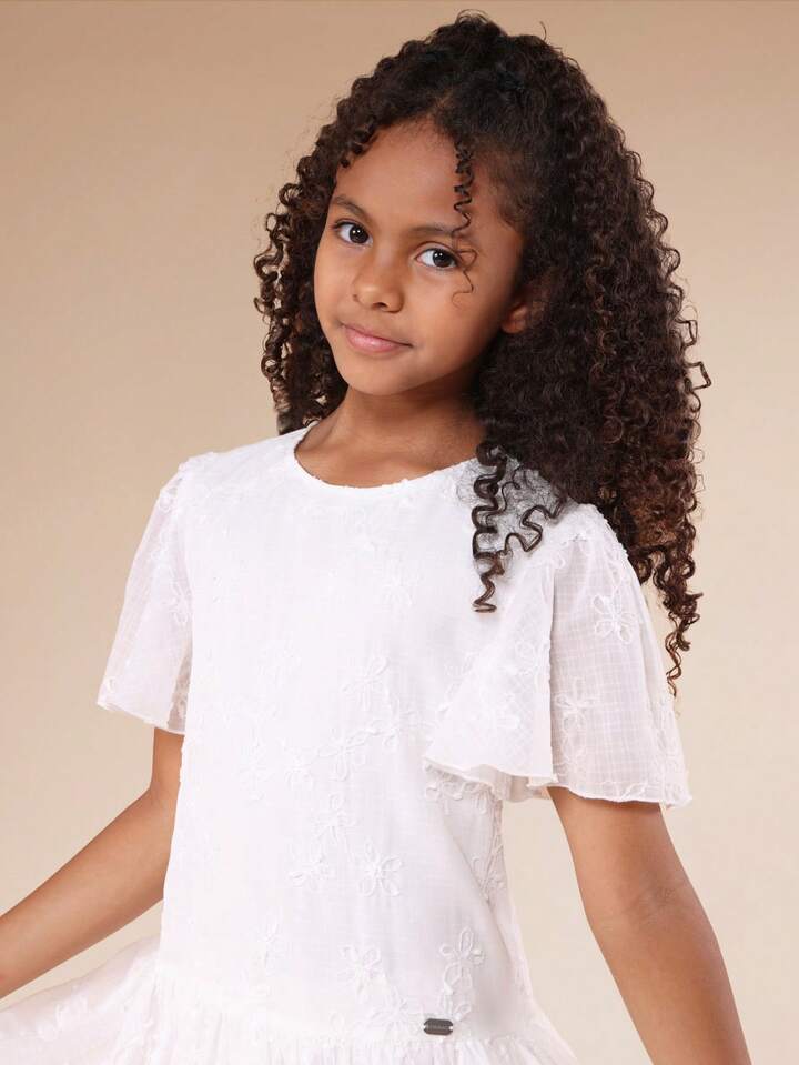 VESTIDO BLANCO CON MANGAS DE VUELO