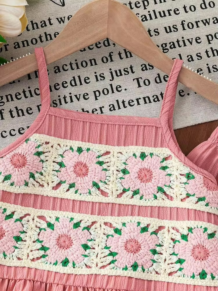 CONJUNTO ROSA DE TEJIDO PEQUEÑO
