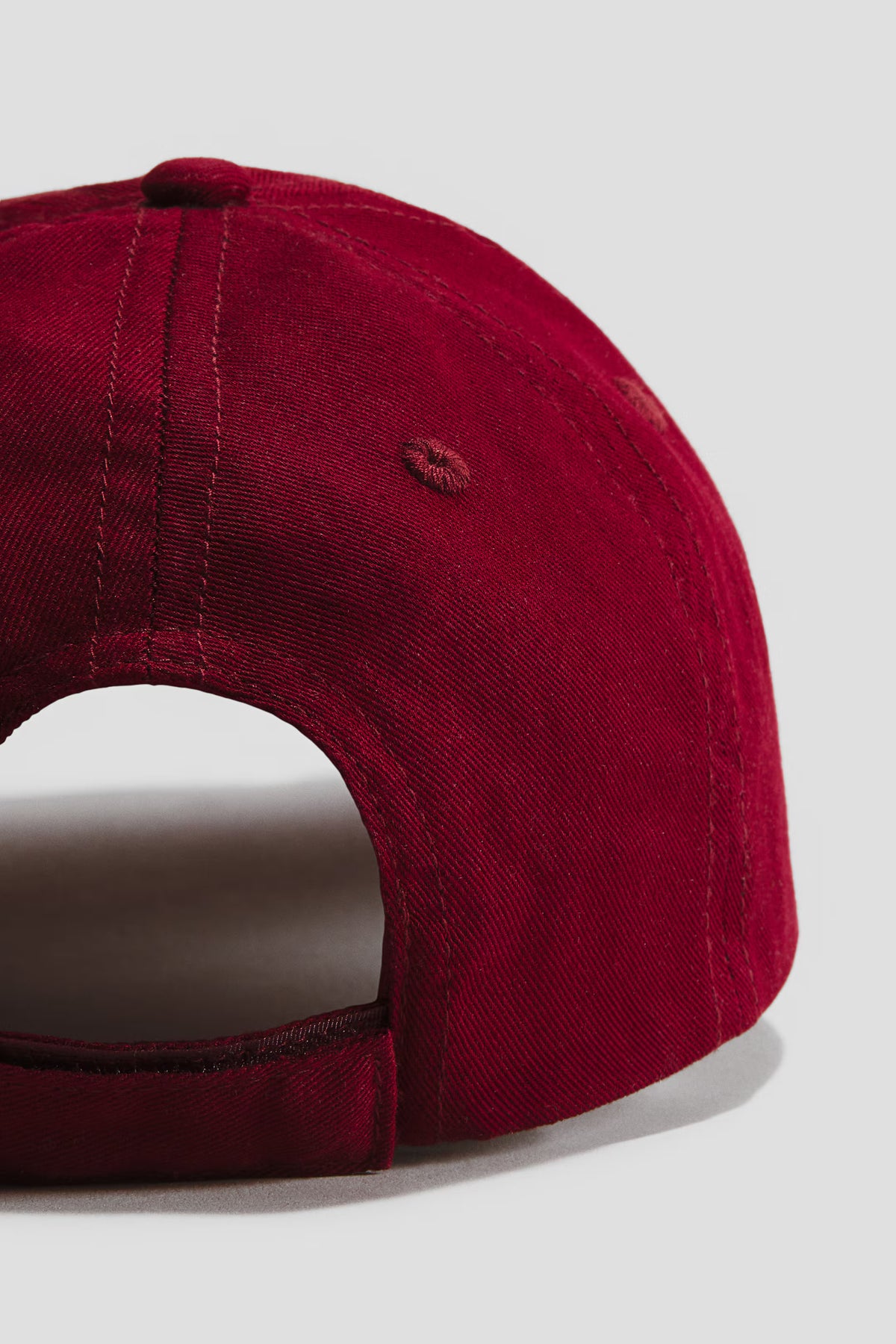 GORRA OSITO ROJO VINO h&M