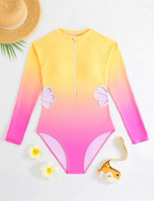 TRAJE DE BAÑO AMARILLO Y ROSA CON DISEÑO