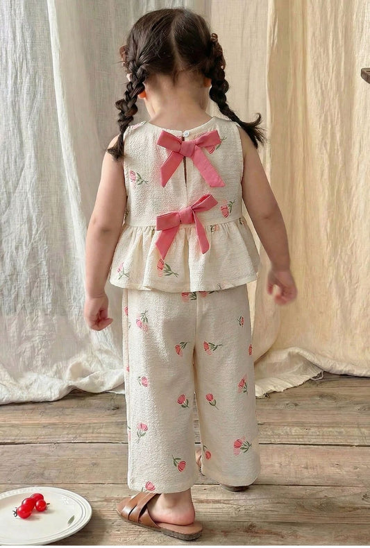 CONJUNTO BEIGE TULIPANES