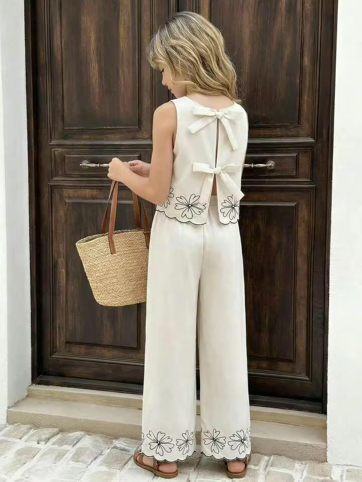 Conjunto Beige Floreal  Chongos espalda