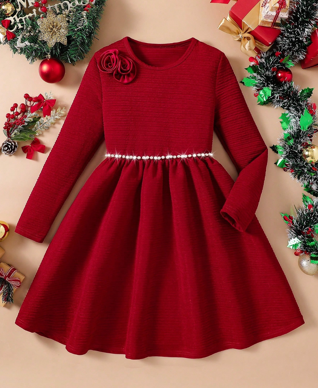 VESTIDO ROJO CON FLOR Y FAJA PERLITAS