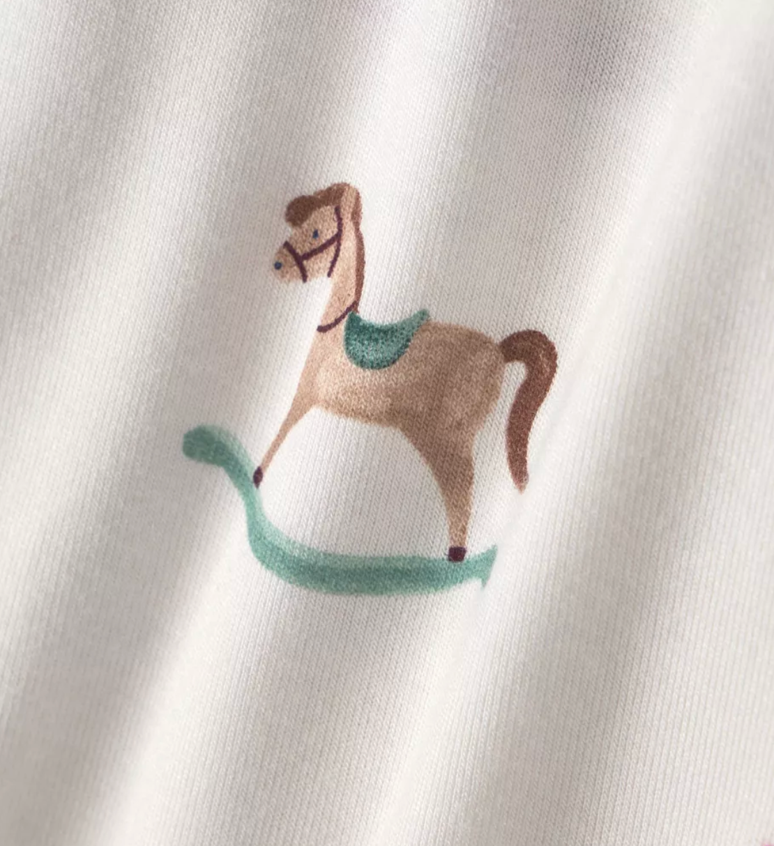PIJAMA NAVIDAD CARTERS CABALLITOS Y CASCANUECES