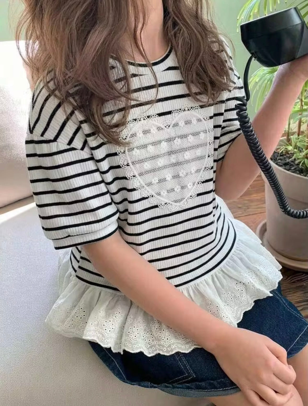 CAMISA RAYADA BLANCO Y NEGRO