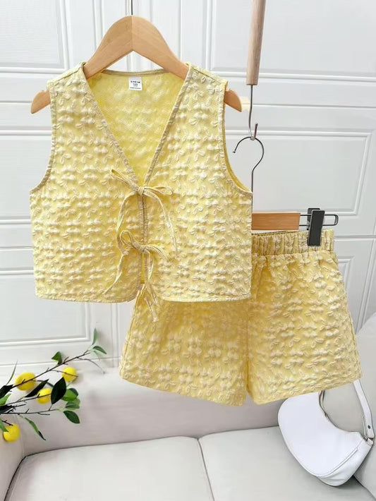 CONJUNTO SHORT AMARILLO TOP CON LAZOS