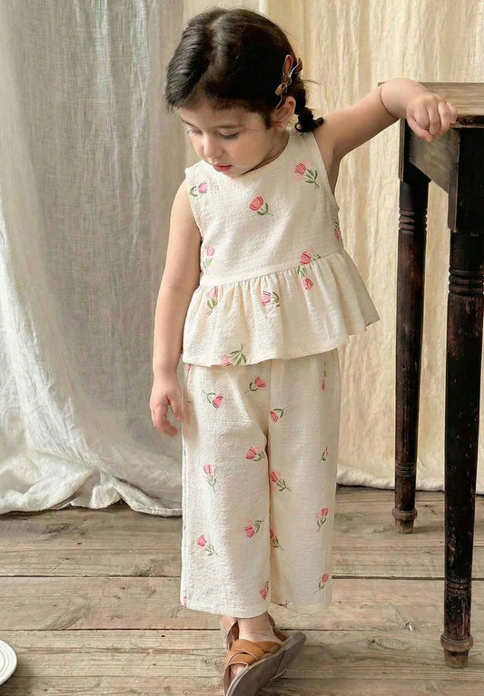 CONJUNTO BEIGE TULIPANES