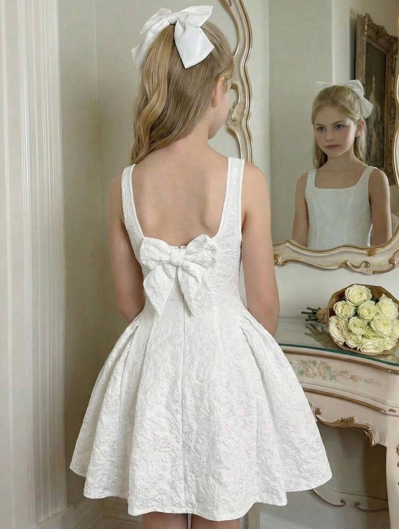 VESTIDO BLANCO MANGA CORTA ESTAMPADO