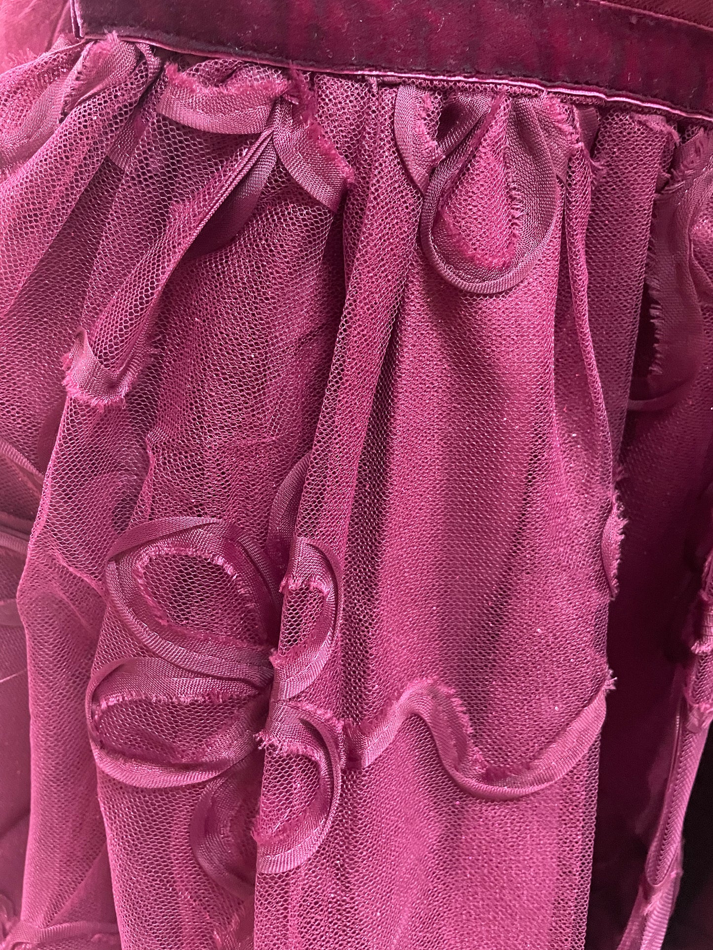 Vestido Kensie Rojo Vino y Blanco