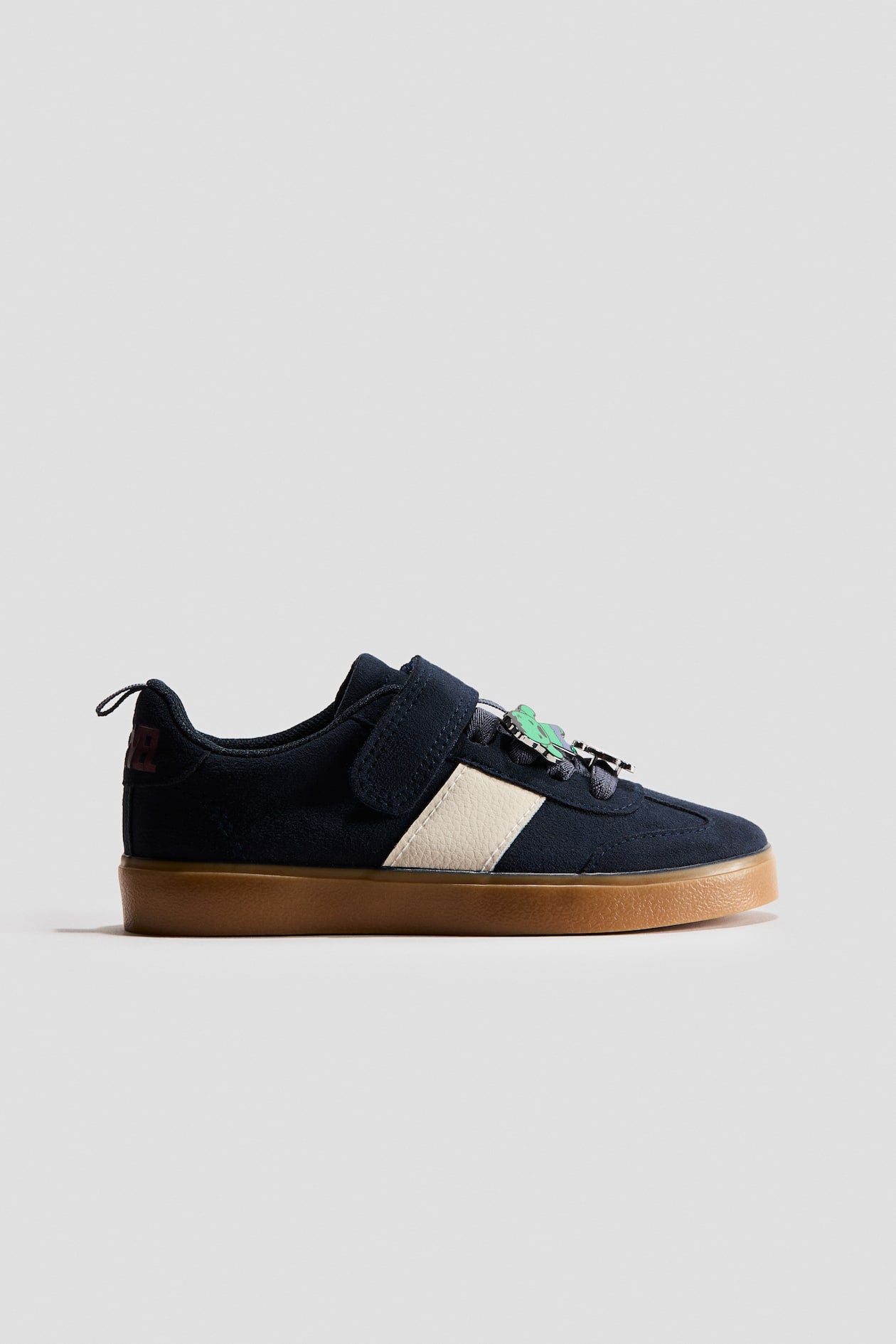 TENIS AZUL MARVEL