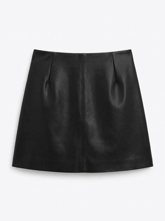 FALDA NEGRA DE CUERO