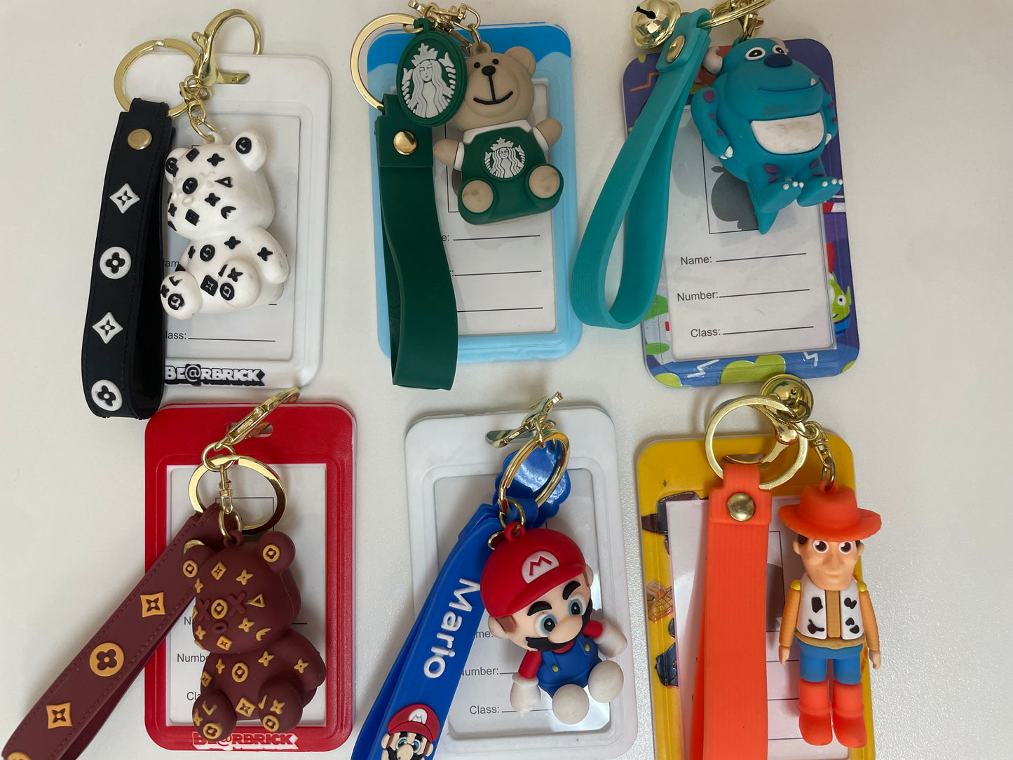 Llaveros Porta Carnet