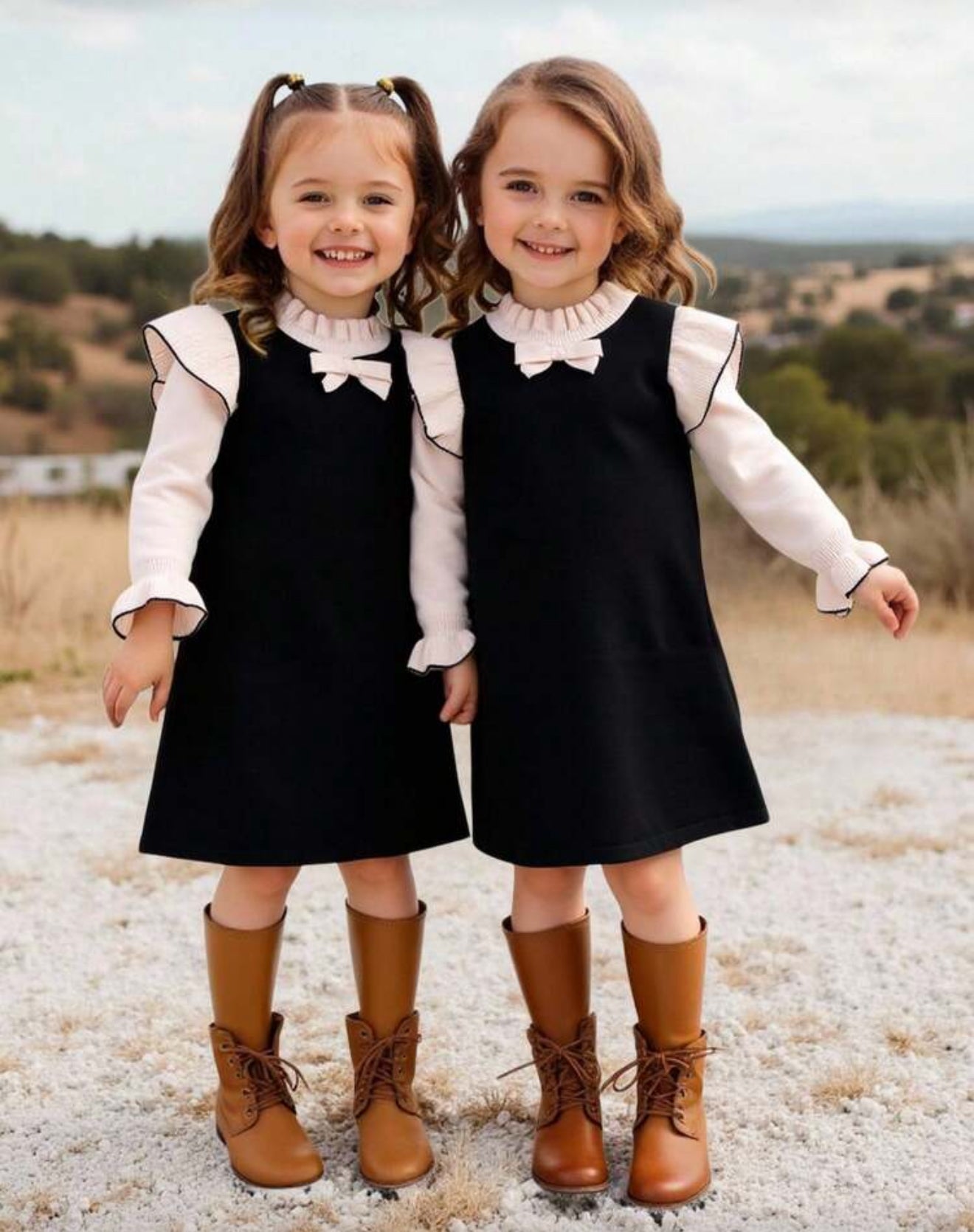 Vestido Sueter  Negro con detalles Beige