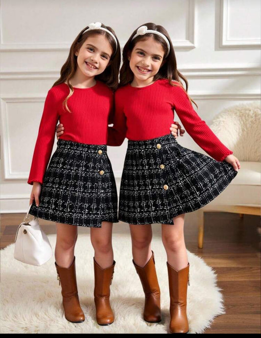 conjunto falda y camisa roja