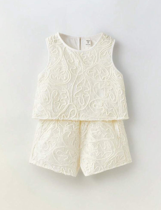Conjunto blanco bordado