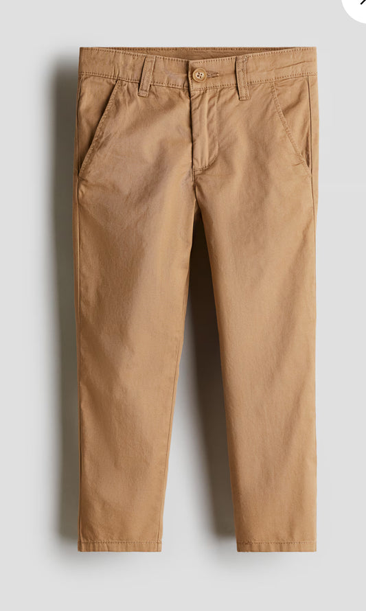 PANTALON CAQUI DE NIÑO RELAXED FIT