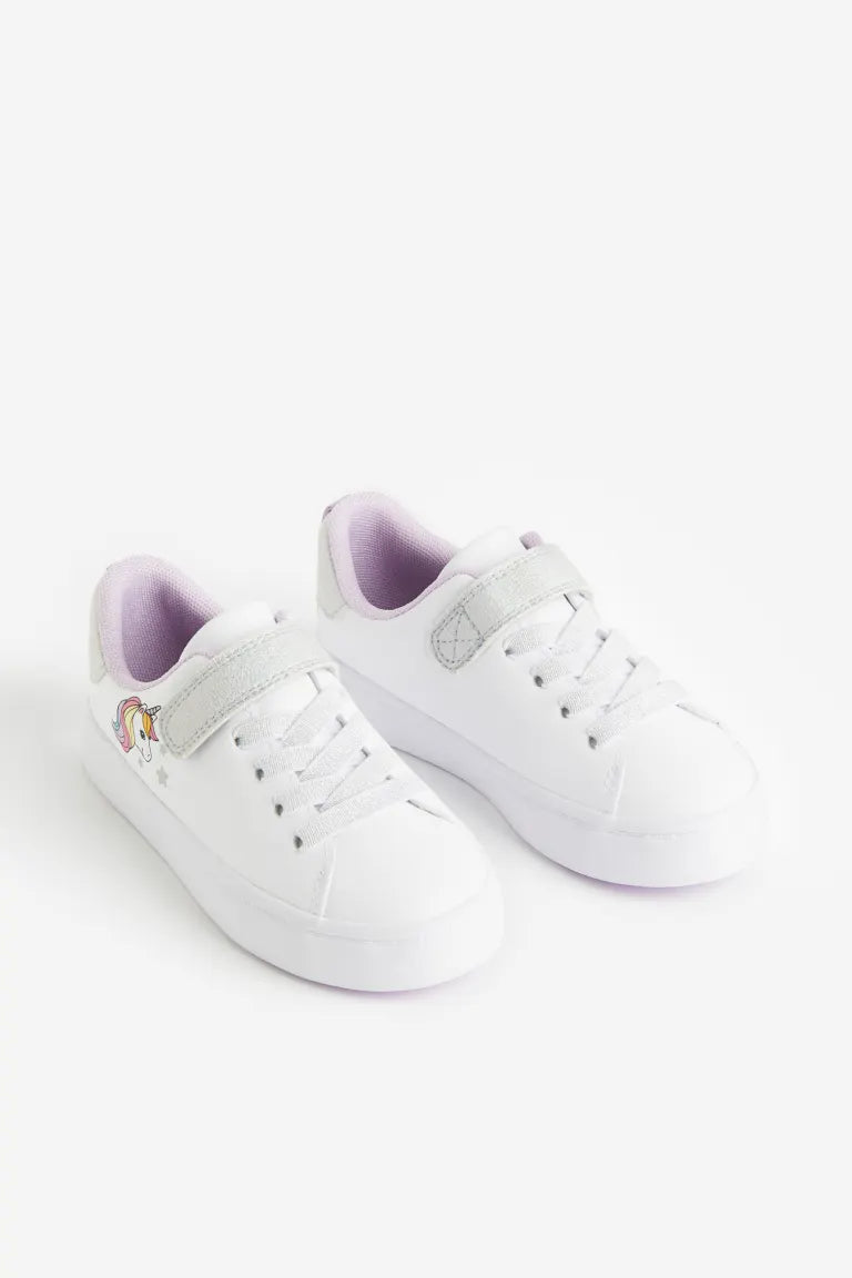 Tenis Blancos con Unicornios